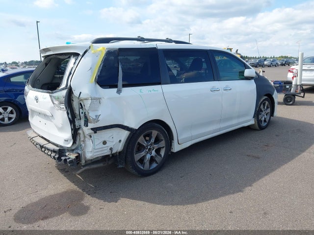 Aukcja sprzedaży 2013 Toyota Sienna Se 8 Passenger, vin: 5TDXK3DC2DS282837, numer aukcji: 45932589