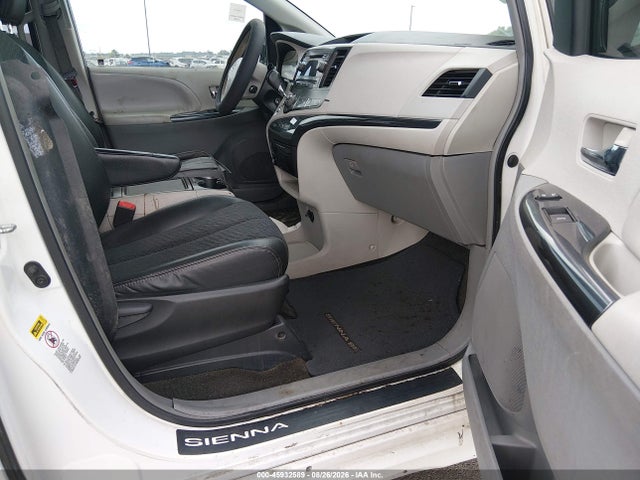 Aukcja sprzedaży 2013 Toyota Sienna Se 8 Passenger, vin: 5TDXK3DC2DS282837, numer aukcji: 45932589