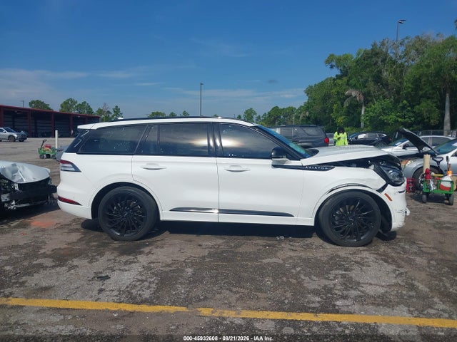 Продажа на аукционе авто 2023 Lincoln Aviator Reserve, vin: 5LM5J7WC4PGL31929, номер лота: 45932608