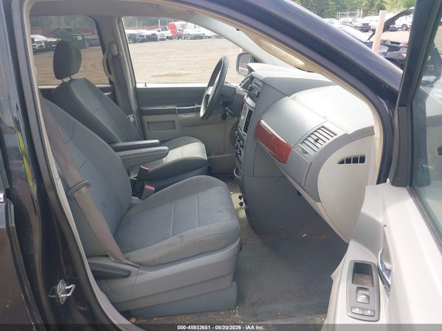 45932651 :رقم المزاد ، 2A8HR44E89R606910 vin ، 2009 Chrysler Town & Country Lx مزاد بيع