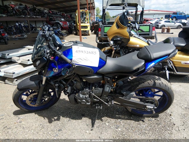 Yamaha MT07 2022 JYARM32E1NA004982 Image 13