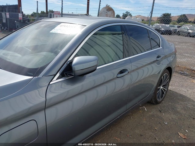 Продаж на аукціоні авто 2021 Bmw 530e, vin: WBA13AG00MCF82077, номер лоту: 45932715
