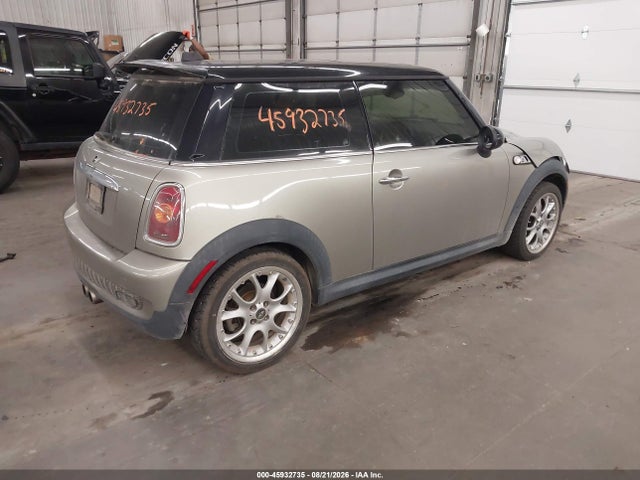 2007 Mini Cooper S მანქანა იყიდება აუქციონზე, vin: WMWMF73527TT86068, აუქციონის ნომერი: 45932735