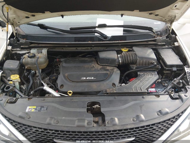 Aukcja sprzedaży 2017 Chrysler Pacifica Touring-l, vin: 2C4RC1BG2HR831404, numer aukcji: 45932746