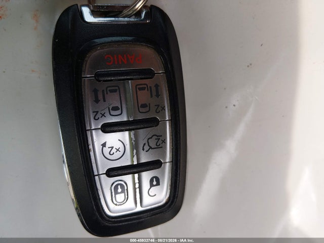 Aukcja sprzedaży 2017 Chrysler Pacifica Touring-l, vin: 2C4RC1BG2HR831404, numer aukcji: 45932746