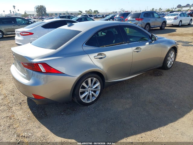 Lexus IS 250 2014 JTHBF1D23E5030076 Image 4