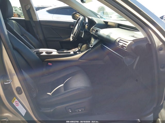 Lexus IS 250 2014 JTHBF1D23E5030076 Image 5