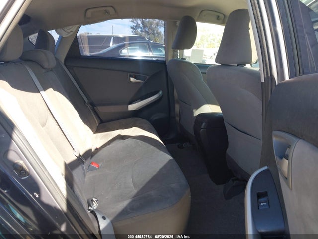 45932764 :رقم المزاد ، JTDKN3DU8F0400051 vin ، 2015 Toyota Prius Two مزاد بيع