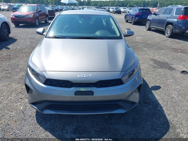 2024 Kia Forte Lxs მანქანა იყიდება აუქციონზე, vin: 3KPF24AD0RE764965, აუქციონის ნომერი: 45932772