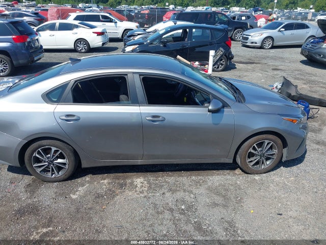 2024 Kia Forte Lxs მანქანა იყიდება აუქციონზე, vin: 3KPF24AD0RE764965, აუქციონის ნომერი: 45932772