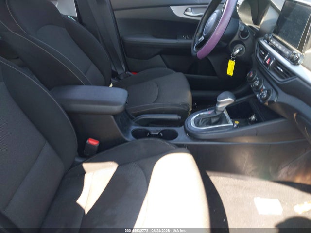 2024 Kia Forte Lxs მანქანა იყიდება აუქციონზე, vin: 3KPF24AD0RE764965, აუქციონის ნომერი: 45932772