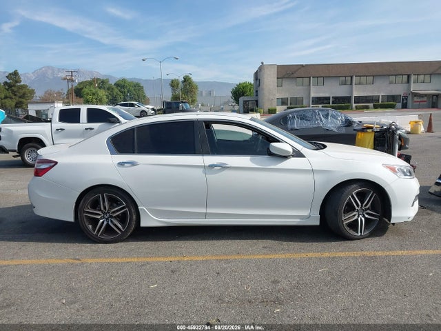 1HGCR2F18HA180589 Honda Accord Sport Se