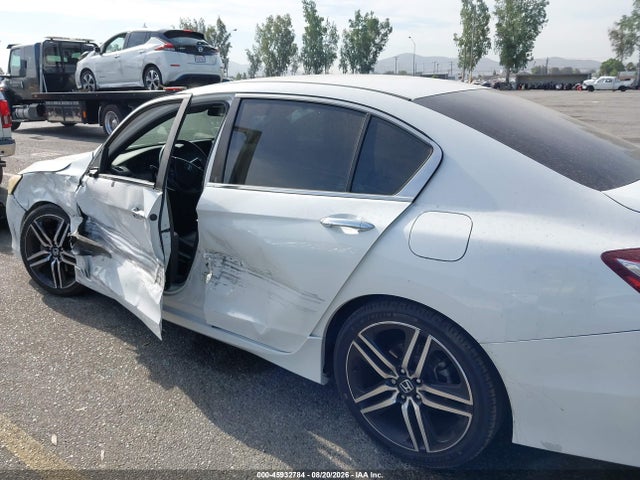 1HGCR2F18HA180589 Honda Accord Sport Se