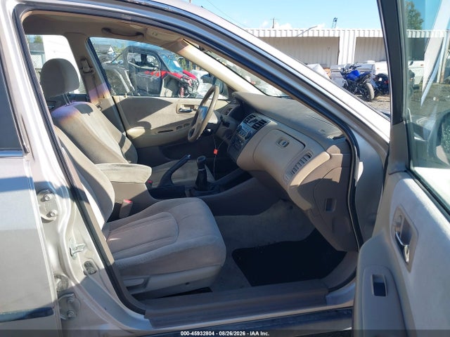 Aukcja sprzedaży 1999 Honda Accord Lx, vin: 1HGCG5543XA146268, numer aukcji: 45932804