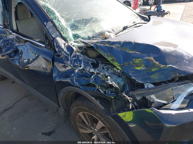45932810 :رقم المزاد ، JTMRFREV7JJ722995 vin ، 2018 Toyota Rav4 Xle مزاد بيع