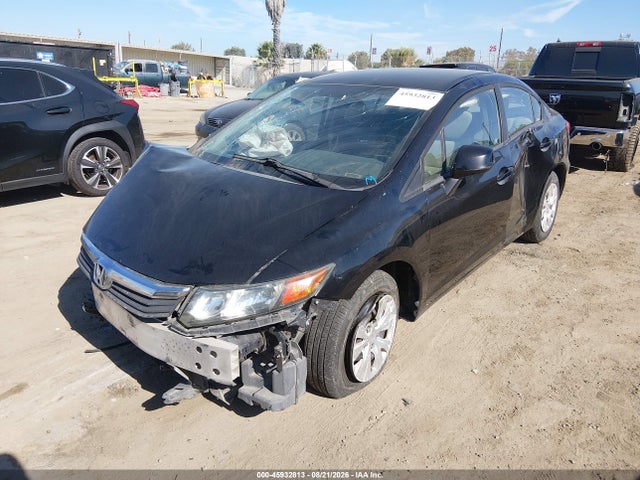 Продаж на аукціоні авто 2012 Honda Civic Lx, vin: 2HGFB2F50CH323775, номер лоту: 45932813