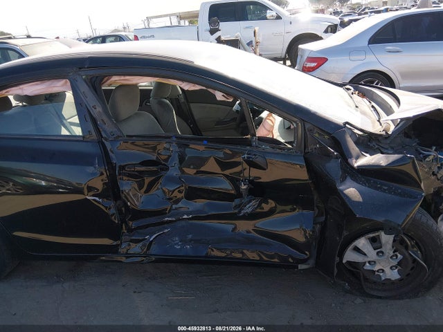 Продаж на аукціоні авто 2012 Honda Civic Lx, vin: 2HGFB2F50CH323775, номер лоту: 45932813