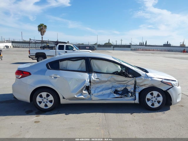 2018 Kia Forte Lx მანქანა იყიდება აუქციონზე, vin: 3KPFK4A7XJE219631, აუქციონის ნომერი: 45932850
