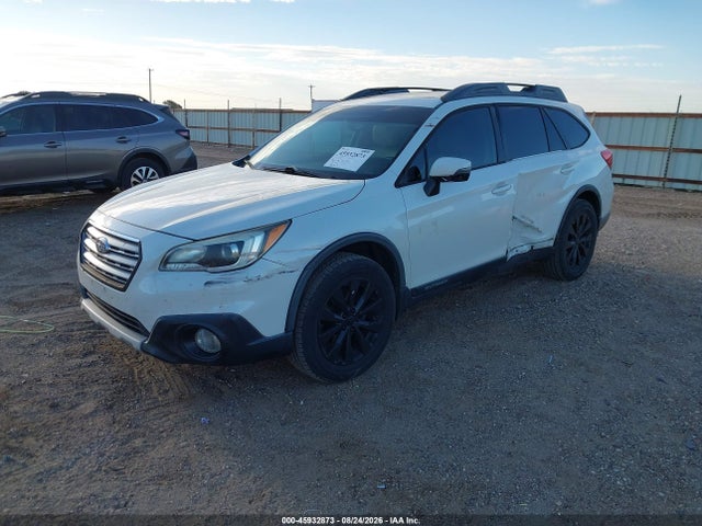 Subaru Outback 2.5i Limited 2015 4S4BSALC4F3353424 Image 2