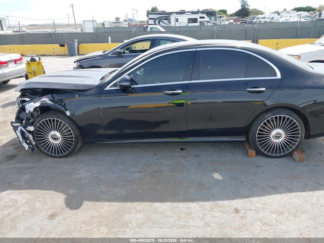 45932878 :رقم المزاد ، W1KZF8DB5NB089792 vin ، 2022 Mercedes-benz E 350 مزاد بيع