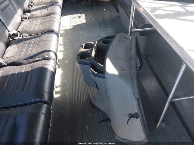 2013 Ford E-350 Cutaway მანქანა იყიდება აუქციონზე, vin: 1FDEE3FS7DDA95233, აუქციონის ნომერი: 45932917