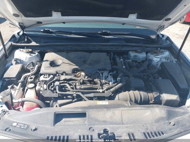4T1B31HK3JU506018 Toyota Camry Hybrid Le