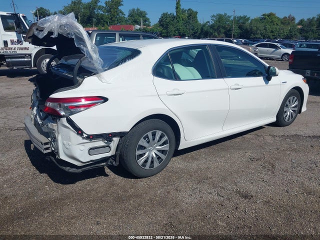 4T1B31HK3JU506018 Toyota Camry Hybrid Le