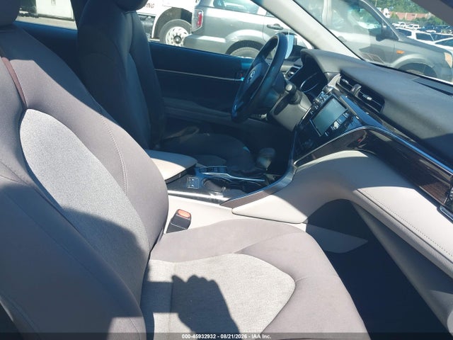 4T1B31HK3JU506018 Toyota Camry Hybrid Le