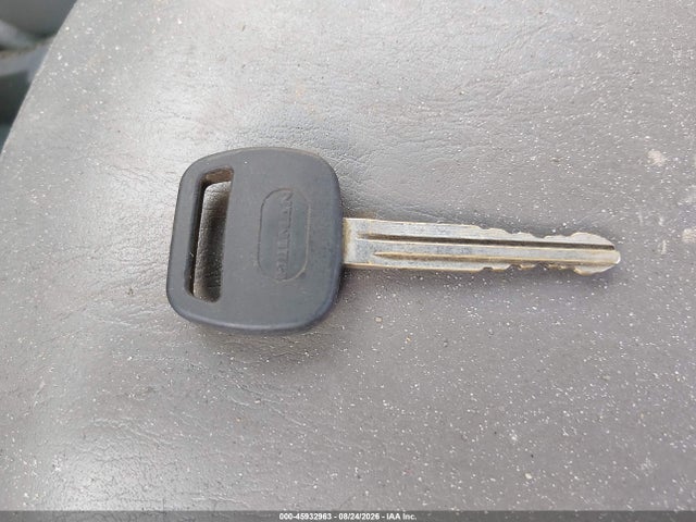 45932963 :رقم المزاد ، 5TBRT38152S277006 vin ، 2002 Toyota Tundra Ltd V8 مزاد بيع