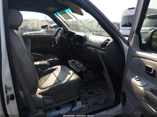 45932963 :رقم المزاد ، 5TBRT38152S277006 vin ، 2002 Toyota Tundra Ltd V8 مزاد بيع