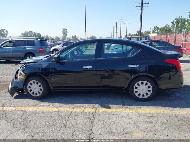 45932967 :رقم المزاد ، 3N1CN7AP2JL872139 vin ، 2018 Nissan Versa 1.6 Sv مزاد بيع