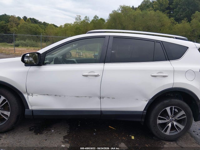 Продажа на аукционе авто 2016 Toyota Rav4 Xle, vin: JTMWFREV6GJ095167, номер лота: 45933023
