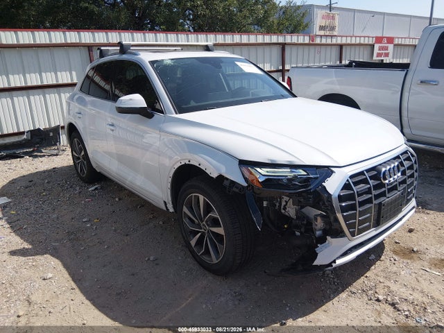45933033 :رقم المزاد ، WA1BAAFY5M2009855 vin ، 2021 Audi Q5 Premium Plus 45 Tfsi Quattro S Tronic مزاد بيع