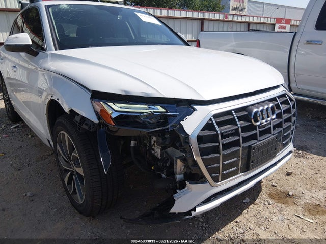 45933033 :رقم المزاد ، WA1BAAFY5M2009855 vin ، 2021 Audi Q5 Premium Plus 45 Tfsi Quattro S Tronic مزاد بيع