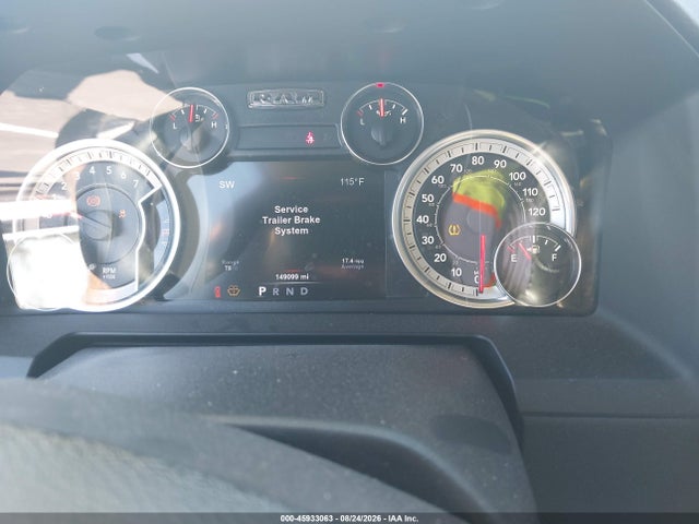 45933063 :رقم المزاد ، 1C6RR6NT3HS556765 vin ، 2017 Ram 1500 Laramie  4x2 5'7 Box مزاد بيع