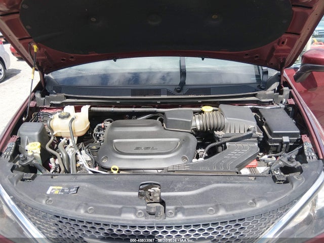 2021 Chrysler Voyager Lxi მანქანა იყიდება აუქციონზე, vin: 2C4RC1DG2MR505304, აუქციონის ნომერი: 45933067