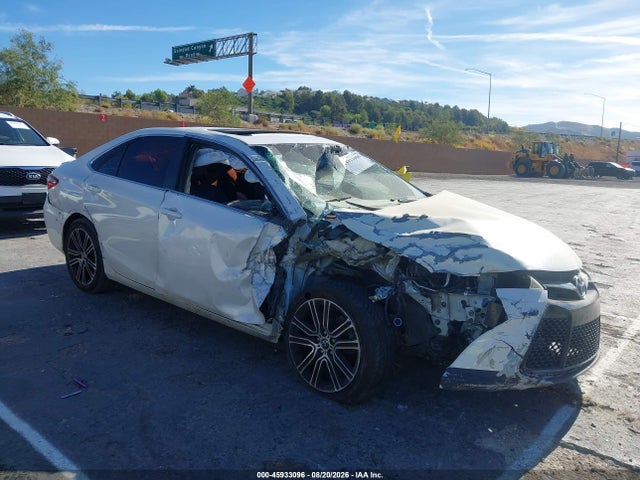 45933096 :رقم المزاد ، 4T1BF1FK8GU186066 vin ، 2016 Toyota Camry Le/xle/se/xse مزاد بيع