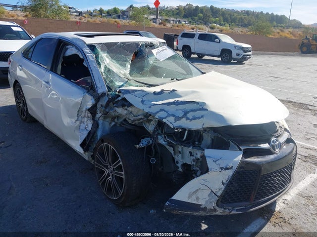 45933096 :رقم المزاد ، 4T1BF1FK8GU186066 vin ، 2016 Toyota Camry Le/xle/se/xse مزاد بيع