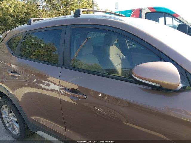 Продаж на аукціоні авто 2017 Hyundai Tucson Eco, vin: KM8J33A27HU577184, номер лоту: 45933118