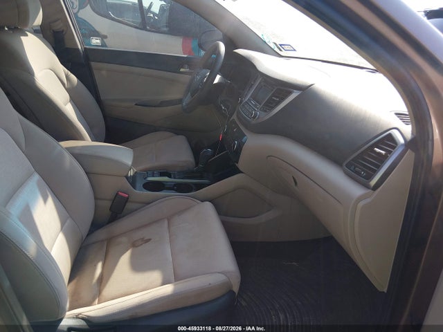 Продаж на аукціоні авто 2017 Hyundai Tucson Eco, vin: KM8J33A27HU577184, номер лоту: 45933118