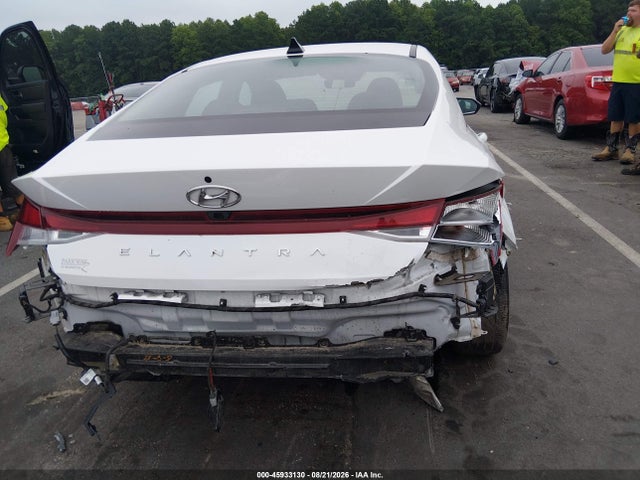 45933130 :رقم المزاد ، 5NPLM4AG1NH057869 vin ، 2022 Hyundai Elantra Sel مزاد بيع