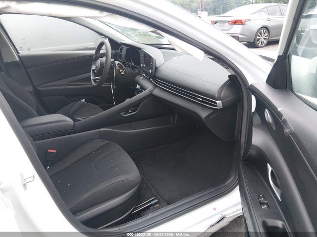 45933130 :رقم المزاد ، 5NPLM4AG1NH057869 vin ، 2022 Hyundai Elantra Sel مزاد بيع