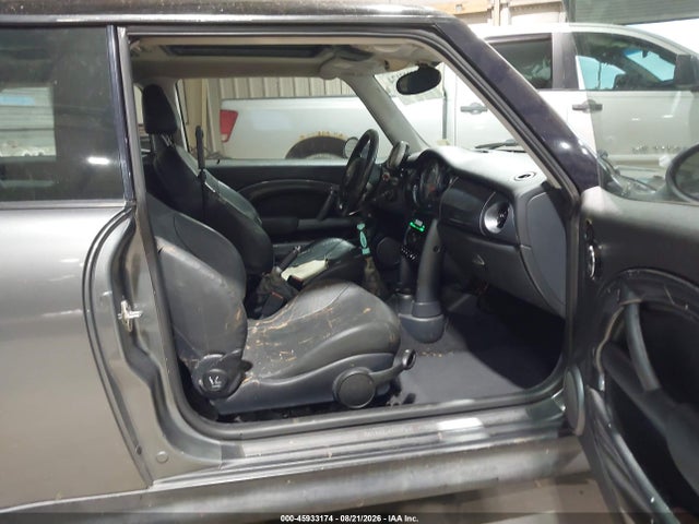 Продаж на аукціоні авто 2003 Mini Cooper S, vin: WMWRE33403TD72479, номер лоту: 45933174