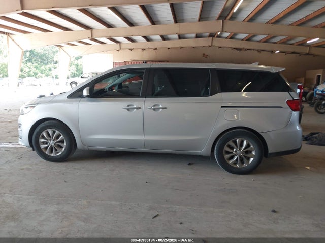 Продаж на аукціоні авто 2020 Kia Sedona Lx, vin: KNDMB5C16L6639238, номер лоту: 45933194