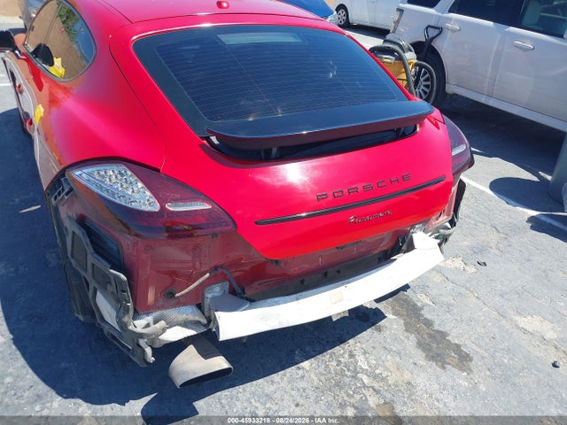 45933218 :رقم المزاد ، WP0AA2A7XBL012375 vin ، 2011 Porsche Panamera 4 مزاد بيع