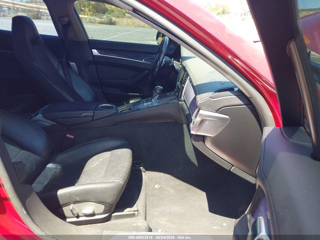 45933218 :رقم المزاد ، WP0AA2A7XBL012375 vin ، 2011 Porsche Panamera 4 مزاد بيع