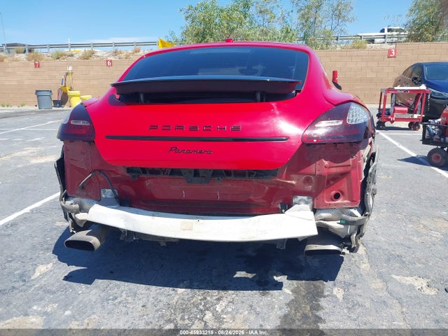 45933218 :رقم المزاد ، WP0AA2A7XBL012375 vin ، 2011 Porsche Panamera 4 مزاد بيع