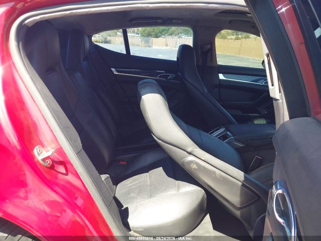 45933218 :رقم المزاد ، WP0AA2A7XBL012375 vin ، 2011 Porsche Panamera 4 مزاد بيع