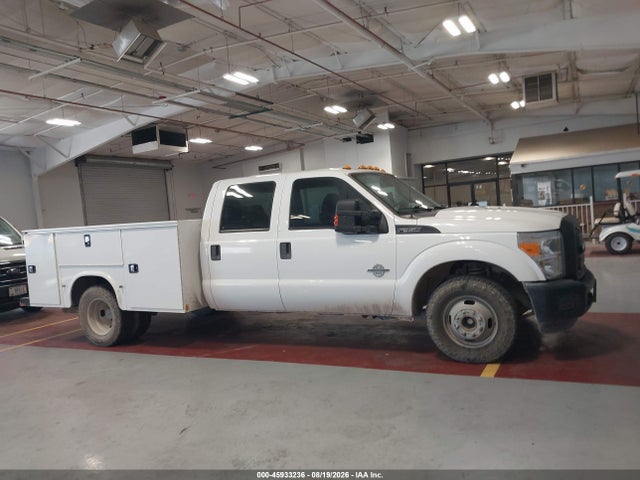 Ford F-350 Chassis Xl 2015 1FD8W3GT4FEA24344 Image 18