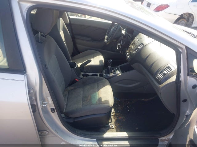 KIA FORTE LX 2017 3KPFK4A70HE046079 Image 5